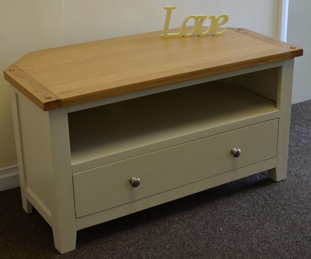 Dorset Oak Corner TV Unit Solid Pine in Painted French Ivory